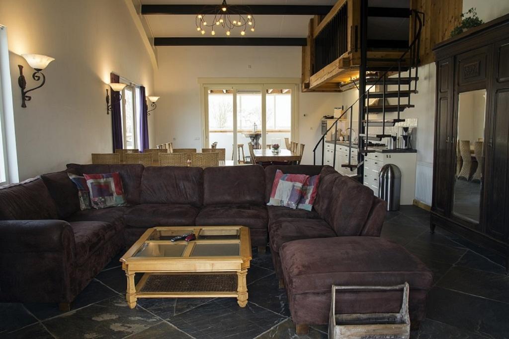 Herkenhoek 5 Bedroom Apartment Heeswijk-Dinther Εξωτερικό φωτογραφία